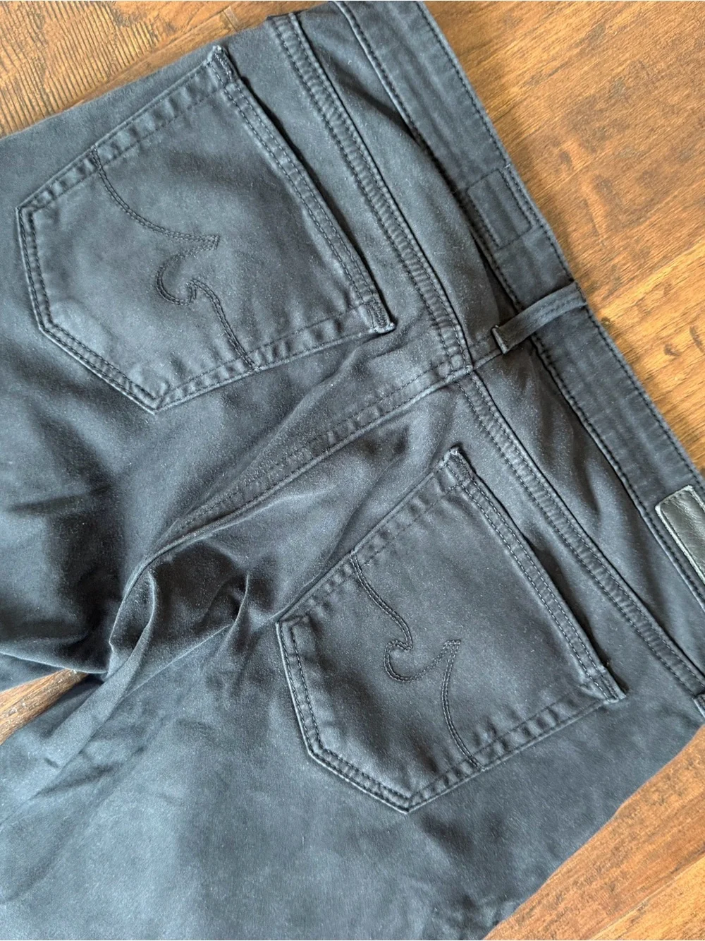 Ag Adriano Goldschmied skinny silhouette